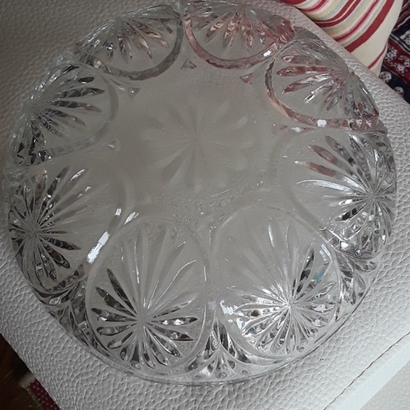 ⭐RARE⭐♥️ANTIQUE♥️Pinwheel Crystal Scalloped Bowl - Picture 2 of 4